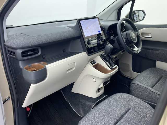 トヨタ シエンタ Z 栃木県 2024(令6)年 1万km ベージュ ワンオーナー/純正10.5インチナビ/フリップダウンモニター/フルセグTV/Bluetooth/バックカメラ/トヨタセーフティーセンス/衝突回避支援ブレーキ/レーンキープアシスト/レーダークルーズコントロール/レーンディパーチャーアラート/アダプティブハイビームシステム/クリアランスソナー/発進遅れ告知機能/両側パワースライドドア/LEDヘッドライト/純正AW/保証書