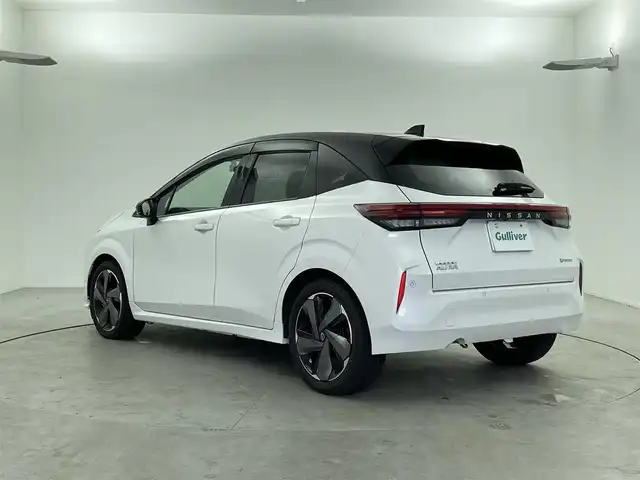 日産 オーラ G レザーエディション 福井県 2022(令4)年 5.9万km ピュアホワイトパール / スーパーブラック 2トーン 純正9インチディスプレイオーディオ/プロパイロット/アラウンドビューモニター/バックカメラ/BOSEサウンド/本革シート/置くだけ充電/デジタルインナーミラー/ビルトインETC2.0/LEDオートライト/純正17インチアルミホイール/スペアキー1本