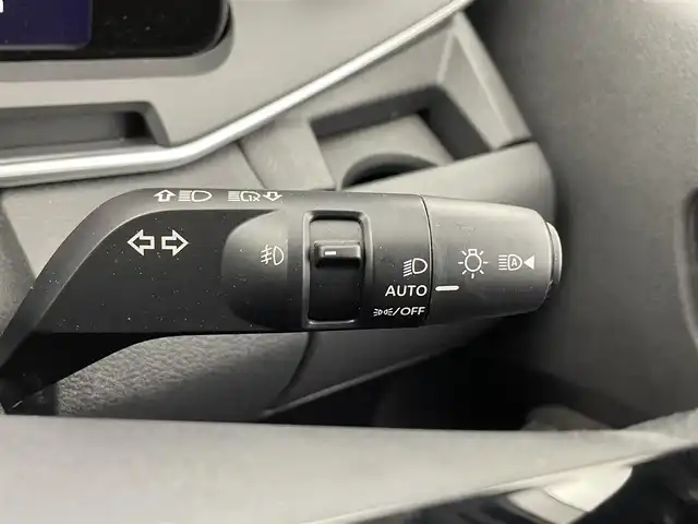 日産 オーラ G レザーエディション 福井県 2022(令4)年 5.9万km ピュアホワイトパール / スーパーブラック 2トーン 純正9インチディスプレイオーディオ/プロパイロット/アラウンドビューモニター/バックカメラ/BOSEサウンド/本革シート/置くだけ充電/デジタルインナーミラー/ビルトインETC2.0/LEDオートライト/純正17インチアルミホイール/スペアキー1本