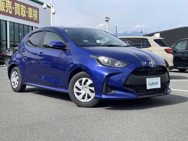トヨタ ヤリス X 長野県 2023(令5)年 0.6万km ダークブルーマイカM 純正メーカーナビ/AM/FM/BT/フルセグTV/トヨタセーフティセンス/衝突被害軽減ブレーキ/横滑り防止装置/RSA/バックカメラ/ETC/オートライト/ステアリングスイッチ/ハロゲンヘッドライト/オートマチックハイビーム/電動格納ミラー/ウィンカーミラー/純正フロアマット/ドアバイザー