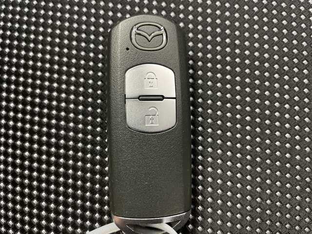 マツダ デミオ XD ツーリング 岐阜県 2017(平29)年 6.5万km ソウルレッドプレミアムメタリック 純正ナビ/ (AM/FM/CD/DVD/フルセグTV/Bluetooth)/バックカメラ/衝突軽減ブレーキ/レーンキープアシスト/クルーズコントロール/HIDヘッドライト/シートヒーター/ETC/ドライブレコーダー/純正アルミホイール/純正フロアマット/純正ドアバイザー/パドルシフト