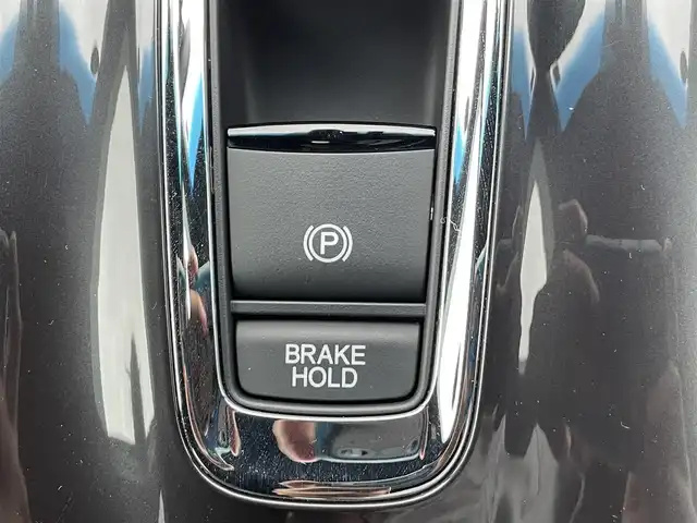 ホンダ ヴェゼル RS ホンダセンシング 茨城県 2019(令1)年 5.4万km クリスタルブラックパール 純正SDナビ(Bluetooth/CD/バックカメラ/フルセグTV)/アダプティブクルーズコントロール/ホンダセンシング/横滑り防止装置/衝突被害軽減システム/レーンキープアシスト/LEDオートライト/サイドエアバッグ/カーテンエアバッグ/ETC2.0/アイドリングストップ/スマートキー/ドライブレコーダー/冷房AAC/USB入力端子/純正フロアマット/18インチ純正アルミホイール