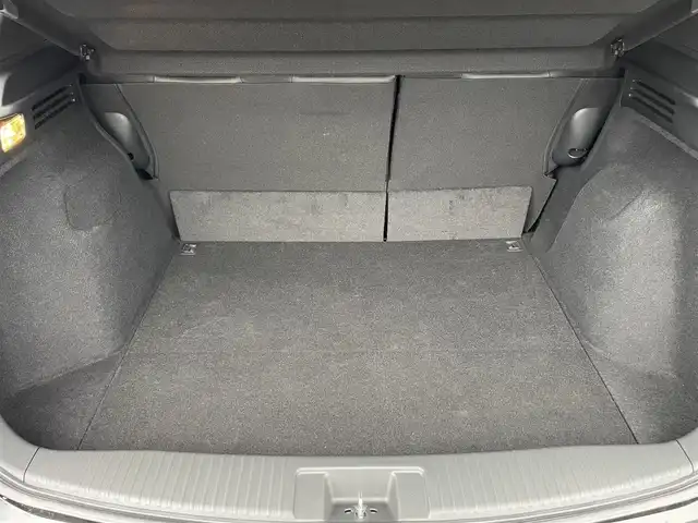 ホンダ ヴェゼル RS ホンダセンシング 茨城県 2019(令1)年 5.4万km クリスタルブラックパール 純正SDナビ(Bluetooth/CD/バックカメラ/フルセグTV)/アダプティブクルーズコントロール/ホンダセンシング/横滑り防止装置/衝突被害軽減システム/レーンキープアシスト/LEDオートライト/サイドエアバッグ/カーテンエアバッグ/ETC2.0/アイドリングストップ/スマートキー/ドライブレコーダー/冷房AAC/USB入力端子/純正フロアマット/18インチ純正アルミホイール