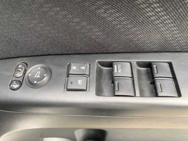 ホンダ Ｎ ＢＯＸ カスタム G Lパッケージ 兵庫県 2012(平24)年 5.7万km アラバスターシルバーメタリック 純正７型ナビ/・TV.BT.AM.FM/バックカメラ/片側パワースライドドア/オートライト/ＥＴＣ/純正フロアマット/ＨＩＤヘッドライト