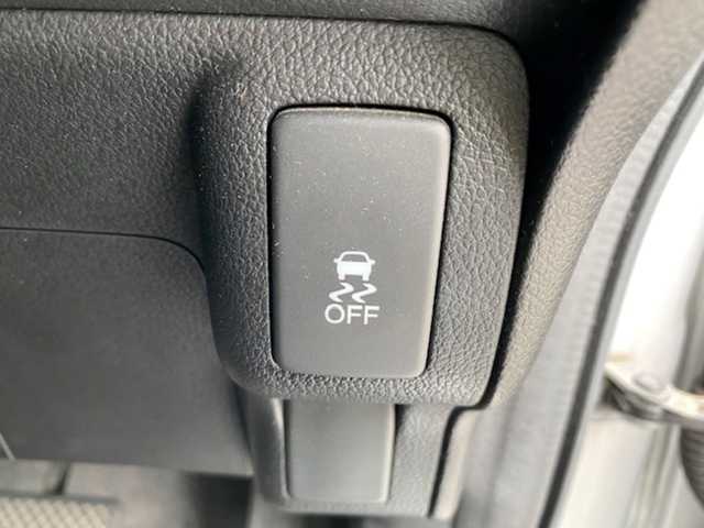 ホンダ Ｎ ＢＯＸ カスタム G Lパッケージ 兵庫県 2012(平24)年 5.7万km アラバスターシルバーメタリック 純正７型ナビ/・TV.BT.AM.FM/バックカメラ/片側パワースライドドア/オートライト/ＥＴＣ/純正フロアマット/ＨＩＤヘッドライト