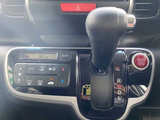 ホンダ Ｎ ＢＯＸ カスタム G Lパッケージ 兵庫県 2012(平24)年 5.7万km アラバスターシルバーメタリック 純正７型ナビ/・TV.BT.AM.FM/バックカメラ/片側パワースライドドア/オートライト/ＥＴＣ/純正フロアマット/ＨＩＤヘッドライト