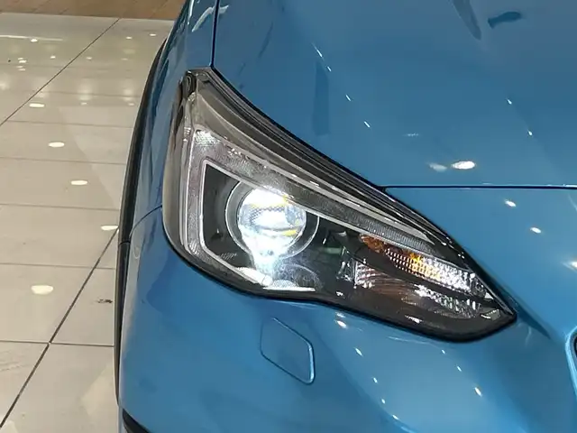 スバル ＸＶ ハイブリッド アドバンス 埼玉県 2018(平30)年 2.2万km ラグーンブルーP アイサイト  /純正メモリナビ/　　CD/DVD/BT/フルセグ /バックカメラ /オートクルーズコントロール /LEDオートライト /ハーフレザーシート /パワーシート /純正18インチアルミホイール /ブラインドスポットモニター/電子パーキング/パドルシフト/ステアリングスイッチ /ETC