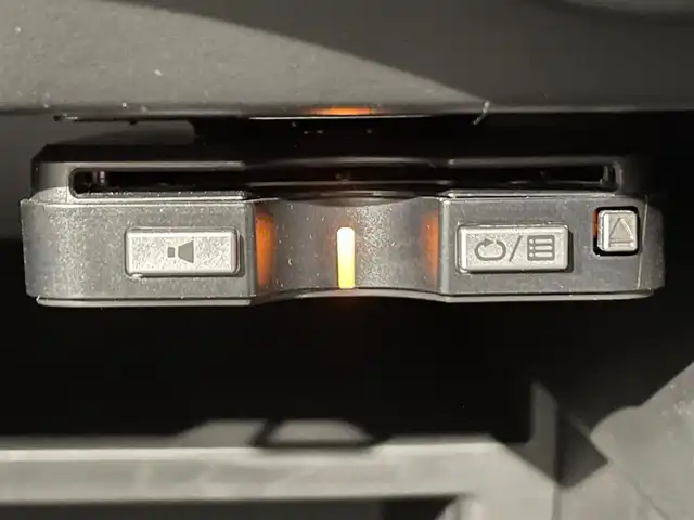 日産 ノート e－パワー X Vセレクション 愛知県 2020(令2)年 5.6万km ブリリアントシルバー アラウンドビューモニター/衝突軽減ブレーキ/車線逸脱警報/デジタルインナーミラー/前後ドライブレコーダー/ＥＴＣ/オートエアコン/プッシュスタート/アクセサリーソケット/ＩＳＯＦＩＸ/電動格納ミラー/純正フロアマット/純正１５インチアルミホイール