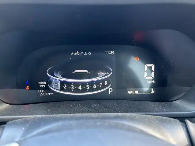 トヨタ ライズ G 長崎県 2022(令4)年 2.7万km シャイニングホワイトパール ワンオーナー/社外ナビ(FM/AM/BT/CD/DVD/フルセグTV)/プッシュスタート/スマートキー/MTモード付AT/アイドリングストップ/ETC2.0/バックカメラ/純正フロアマット/純正16インチアルミホイール/ABS/VSC/コーナーセンサー/レーンキープアシスト/盗難防止装置/スマートアシスト/オートライト/純正LEDヘッドライト/ブラインドスポットモニター/SRSダブル・サイドエアバッグ/SRSカーテンエアバッグ/ISOFIX/取扱説明書/保証書/ナビ取扱説明書/スペアキー