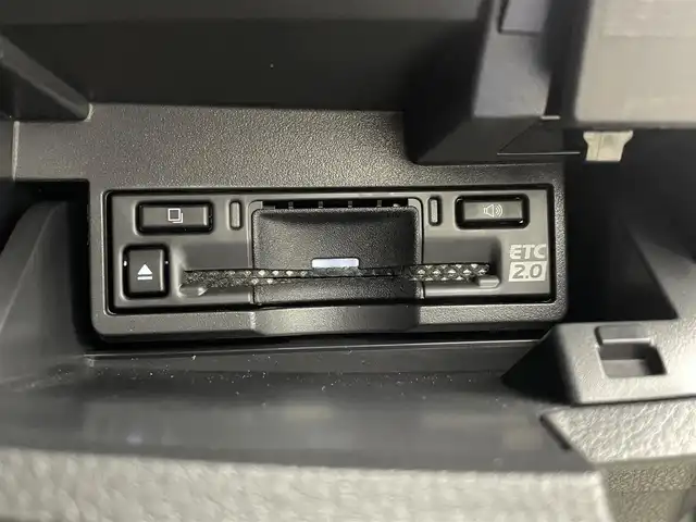 レクサス ＥＳ 300h グレイスフルエスコート 福島県 2023(令5)年 3.5万km グラファイトブラックガラスフレーク パノラミックビュー/・衝突軽減/・オートハイビーム/・標識認識/・ブラインドスポットモニター/サンルーフ/マークレビンソンプレミアムサウンド/純正12.3インチディスプレイオーディオ/・フルセグ/TV/BT/FM/AM/ミラーキャスト/LEDオートライト/レザーシート/・パワーシート/・シートヒーター/・エアシート/・メモリーシート/・パワーリアゲート/追従走行付きクルーズコントロール/純正アルミホイール付きサマータイヤ/ETC/前後ドラレコ/電子パーキング/・ブレーキホールド/ヘッドアップディスプレイ/革ステアリング/・ステアリングリモコン/・パドルシフト/・ステアヒーター/純正フロアマット/ウィンカーミラー/・オートミラー/2列目ロールサンシェード/・リア電格サンシェード/プッシュスタート/・スマートキー