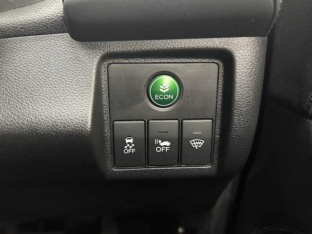 ホンダ ヴェゼル ハイブリッド Z 高知県 2015(平27)年 12.3万km クリスタルブラックパール (株)IDOMが運営する【じしゃロン高知店】の自社ローン専用車両になります。こちらは現金またはオートローンご利用時の価格です。自社ローンご希望の方は別途その旨お申付け下さい/純正ＳＤナビ/（AM/FM/CD/DVD/BT)/バックカメラ　/ワンセグＴＶ　/ＥＴＣ　/クルーズコントロール　/ハーフレザーシート　/前席シートヒーター　/純正フロアマット　/オートライト　/ＬＥＤヘッドライト　/ウインカミラー　/電動格納ミラー