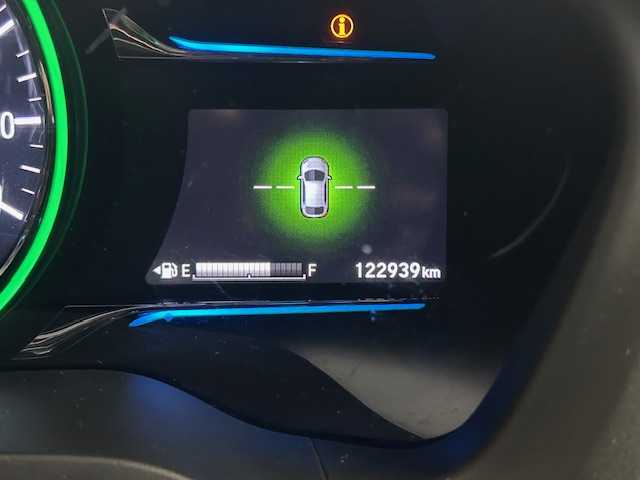 ホンダ ヴェゼル ハイブリッド Z 高知県 2015(平27)年 12.3万km クリスタルブラックパール (株)IDOMが運営する【じしゃロン高知店】の自社ローン専用車両になります。こちらは現金またはオートローンご利用時の価格です。自社ローンご希望の方は別途その旨お申付け下さい/純正ＳＤナビ/（AM/FM/CD/DVD/BT)/バックカメラ　/ワンセグＴＶ　/ＥＴＣ　/クルーズコントロール　/ハーフレザーシート　/前席シートヒーター　/純正フロアマット　/オートライト　/ＬＥＤヘッドライト　/ウインカミラー　/電動格納ミラー