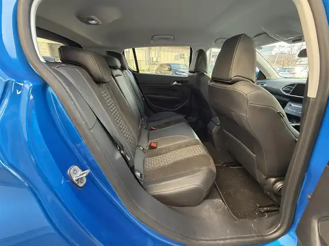 プジョー ３０８ ロードトリップ ブルーHDi 滋賀県 2021(令3)年 4.3万km 青 バックカメラ/アイドリングストップ/クルーズコントロール/プッシュスタート/ETC/アクティブセーフティブレーキ/インテリジェントハイビーム/BSM/AM/FM/USB/iPod/レーンキープアシスト/前後コーナーセンサー