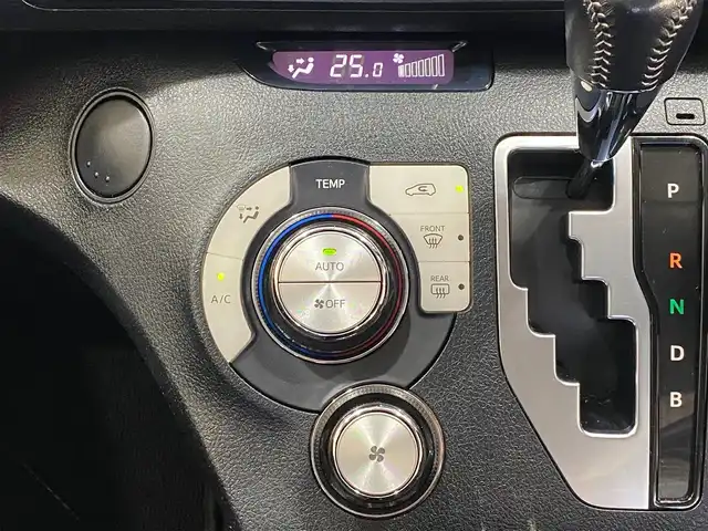 トヨタ シエンタ ハイブリッド G 岐阜県 2017(平29)年 5.1万km ブラックマイカ モデリスタエアロ　/両側パワースライドドア　/純正SDナビ（フルセグ・Bluetooth・CD・SD)　/TVキャンセラー　/ビルトインETC2.0　/純正ドライブレコーダー　/バック・フロントカメラ　/スペアキー/ドアバイザー/アルミペダル/取扱説明書/ナビ取扱説明書