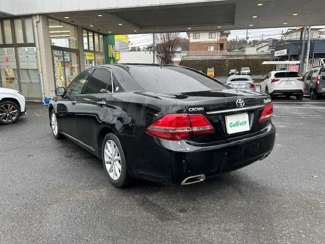 トヨタ クラウン ロイヤル ロイヤルサルーン 宮城県 2008(平20)年 11万km ブラック 純正ナビ/AM/FM/CD/DVD/MD/AUX/BT/フルセグTV/バックカメラ/前席パワーシート/ステアリングスイッチ/純正アルミ夏タイヤ17インチ/クルーズコントロール/コーナーセンサー/MTモード搭載/横滑り防止装置/純正フロアマット/ウィンカードアミラー/電動格納ミラー/ETC/プッシュスタート/保証書・記録簿・取扱説明書