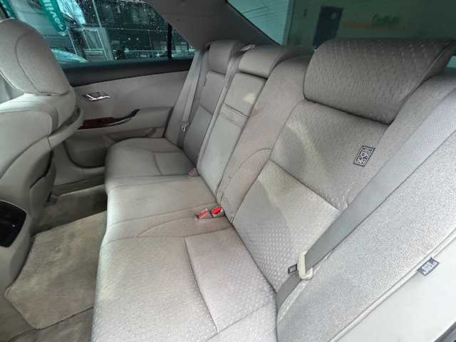 トヨタ クラウン ロイヤル ロイヤルサルーン 宮城県 2008(平20)年 11万km ブラック 純正ナビ/AM/FM/CD/DVD/MD/AUX/BT/フルセグTV/バックカメラ/前席パワーシート/ステアリングスイッチ/純正アルミ夏タイヤ17インチ/クルーズコントロール/コーナーセンサー/MTモード搭載/横滑り防止装置/純正フロアマット/ウィンカードアミラー/電動格納ミラー/ETC/プッシュスタート/保証書・記録簿・取扱説明書