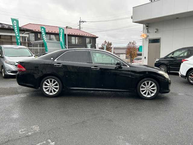 トヨタ クラウン ロイヤル ロイヤルサルーン 宮城県 2008(平20)年 11万km ブラック 純正ナビ/AM/FM/CD/DVD/MD/AUX/BT/フルセグTV/バックカメラ/前席パワーシート/ステアリングスイッチ/純正アルミ夏タイヤ17インチ/クルーズコントロール/コーナーセンサー/MTモード搭載/横滑り防止装置/純正フロアマット/ウィンカードアミラー/電動格納ミラー/ETC/プッシュスタート/保証書・記録簿・取扱説明書