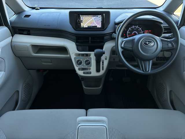 スバル ステラ L スマートアシスト 群馬県 2015(平27)年 1.2万km ブライトシルバーメタリック 純正ＳＤナビ/(FM/AM/TV/Bluetooth)/ワンオーナー/バックカメラ/パワーウィンドウ/パワーステアリング/純正アルミホイール/純正フロアマット/アイドリングストップ/横滑り防止装置/電動格納ミラー/保証書/取扱説明書/記録簿