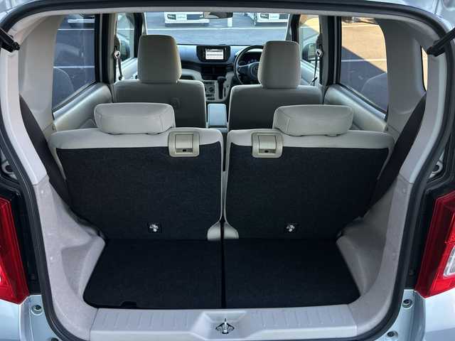 スバル ステラ L スマートアシスト 群馬県 2015(平27)年 1.2万km ブライトシルバーメタリック 純正ＳＤナビ/(FM/AM/TV/Bluetooth)/ワンオーナー/バックカメラ/パワーウィンドウ/パワーステアリング/純正アルミホイール/純正フロアマット/アイドリングストップ/横滑り防止装置/電動格納ミラー/保証書/取扱説明書/記録簿