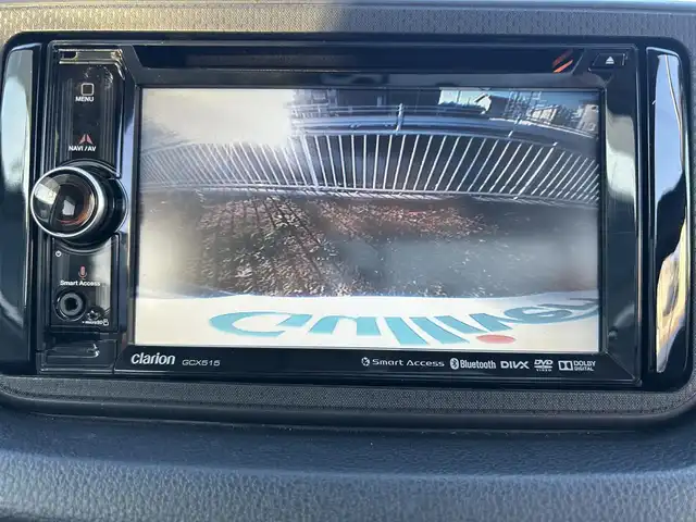 スバル ステラ L スマートアシスト 群馬県 2015(平27)年 1.2万km ブライトシルバーメタリック 純正ＳＤナビ/(FM/AM/TV/Bluetooth)/ワンオーナー/バックカメラ/パワーウィンドウ/パワーステアリング/純正アルミホイール/純正フロアマット/アイドリングストップ/横滑り防止装置/電動格納ミラー/保証書/取扱説明書/記録簿