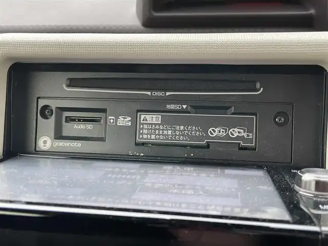 トヨタ ポルテ G 島根県 2017(平29)年 5.5万km クリームベージュ 純正ＳＤナビ　/フルセグTV　/ＤＶＤ再生　/Ｂｌｕｅｔｏｏｔｈ接続　/ＥＴＣ　/バックカメラ　/片側パワースライドドア　/レーンキープアシスト/衝突軽減ブレーキ　/運転席シートヒーター　/オートライト／ハイビーム　/純正フロアマット　/スペアキー１本