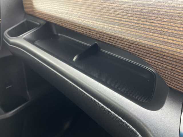 ホンダ フリード ハイブリット クロスター 群馬県 2023(令5)年 4.4万km プラチナホワイトパール 純正９型ナビ　バックカメラ　フルセグＴＶ　両側電動スライドドア　ハーフレザーシート　シートヒーター　クルーズコントロール　衝突被害軽減ブレーキ　レーンアシスト　LEDヘッドライト　オートライト　禁煙車