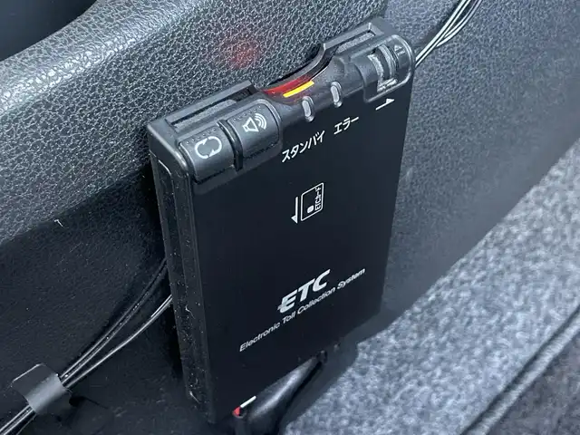 日産 ノート メダリスト 滋賀県 2013(平25)年 6.4万km ビートニックゴールド 純正ナビ/（CD/DVD/フルセグTV/SD/BT）/アラウンドビューモニター/ドライブレコーダー/ETC/ハーフレザーシート/インテリジェントキー/プッシュスタート/純正フロアマット