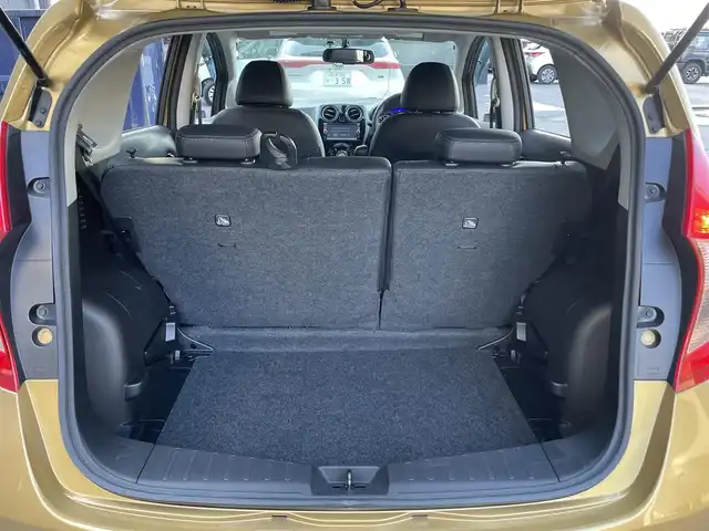 日産 ノート メダリスト 滋賀県 2013(平25)年 6.4万km ビートニックゴールド 純正ナビ/（CD/DVD/フルセグTV/SD/BT）/アラウンドビューモニター/ドライブレコーダー/ETC/ハーフレザーシート/インテリジェントキー/プッシュスタート/純正フロアマット