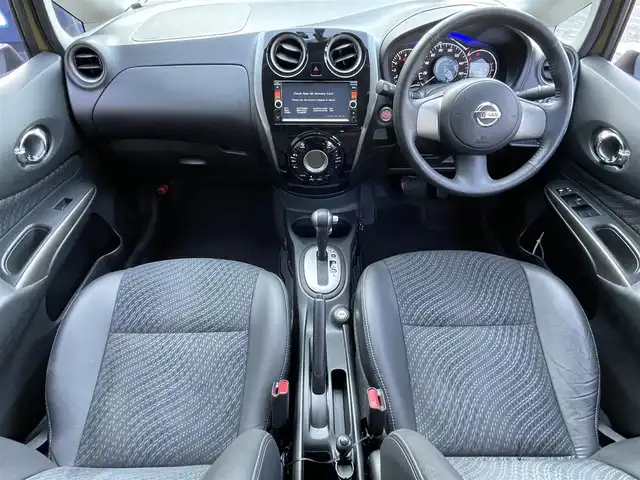 日産 ノート メダリスト 滋賀県 2013(平25)年 6.4万km ビートニックゴールド 純正ナビ/（CD/DVD/フルセグTV/SD/BT）/アラウンドビューモニター/ドライブレコーダー/ETC/ハーフレザーシート/インテリジェントキー/プッシュスタート/純正フロアマット