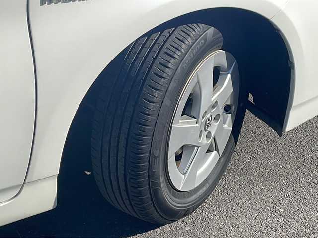 トヨタ プリウス S 長野県 2011(平23)年 6.7万km ホワイトパールクリスタルシャイン 純正メモリナビTV/Bluetooth/CD/DVD/バックカメラ/ETC/ユピテルミラー型ドライブレコーダー/GPSレーダー/純正15インチアルミ/プッシュスタート/ワンオーナー/保証書/取説/スペアキー