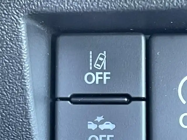 スズキ ジムニー ノマド FC 東京都 2025(令7)年 0.1千km 紺 登録済未使用車/4WD/スズキセーフティセンス/・衝突軽減装置/・車線逸脱警報装置/・横滑り防止装置/レーダークルーズコントロール/前席シートヒーター/オートライト/ヒルディセントコントロール/スマートキー/純正１５インチＡＷ/ＬＥＤヘッドライト