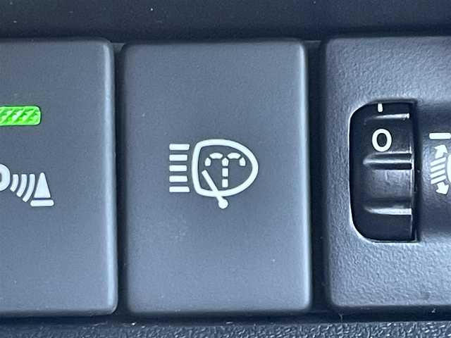 スズキ ジムニー ノマド FC 東京都 2025(令7)年 0.1千km 紺 登録済未使用車/4WD/スズキセーフティセンス/・衝突軽減装置/・車線逸脱警報装置/・横滑り防止装置/レーダークルーズコントロール/前席シートヒーター/オートライト/ヒルディセントコントロール/スマートキー/純正１５インチＡＷ/ＬＥＤヘッドライト