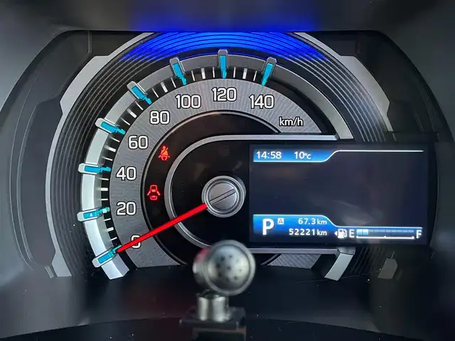 スズキ ハスラー HYBRID X 群馬県 2020(令2)年 5.3万km フェニックスレッドパール/ガンメタリック2トーンルーフ 衝突軽減システム　/社外８インチナビ　/ＡＭ　ＦＭ　ＣＤ　ＤＶＤ　ＢＴ　フルセグ　/コーナセンサー　/レーンキープアシスト　/シートヒーター　/ＥＴＣ　/スマートキー　/ＬＥＤヘッドライト　/フォグランプ　/Ｐスタート