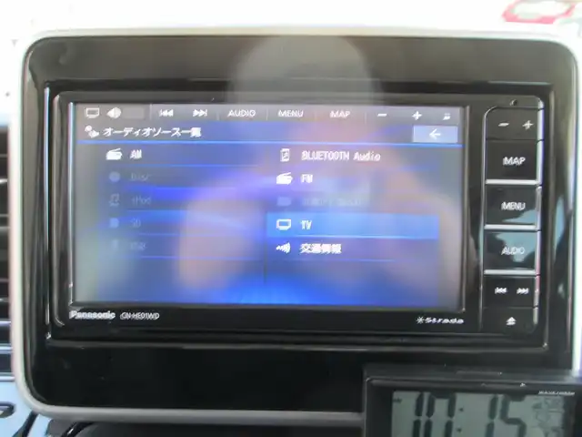 スズキ スペーシア カスタム HYBRID GS 千葉県 2022(令4)年 1万km ピュアホワイトP ワンオーナー/社外ナビ、フルセグTV/バックカメラ/社外オーディオ【DVD/CD/BT/SD】/デュアルセンサーブレーキサポート/片側パワースライドドア/LEDヘッドライト&LEDフォグランプ/レーダークルーズコントロール/レーンキープアシスト/リアコーナーセンサー/運転席シートヒーター/社外前後ドライブレコーダー、スペアキー/取扱説明書/ナビ取扱説明書/新車時保証書