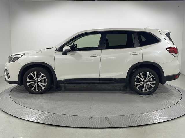 スバル フォレスター プレミアム 長野県 2019(平31)年 4.6万km クリスタルホワイトP 純正8型ナビ/サイド/バックカメラ/パワーシート/ポジションメモリー/シートヒーター/ステアリングヒーター/パドルシフト/アイサイト/・プリクラッシュブレーキ/・レーンキープアシスト/・アダプティブドライビングビーム/・レーダークルーズコントロール/・ブラインドスポットモニター/・誤発進抑制機能/LEDヘッドランプ/純正18インチAW/ETC