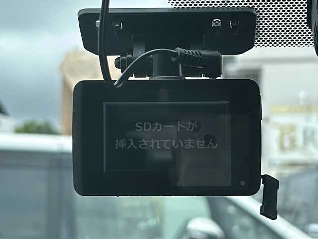 トヨタ プリウス A 沖縄県 2016(平28)年 5.6万km スティールブロンドM 禁煙車　/純正９インチ フルセグＴＶ Bluetooth DVD再生可/バックカメラ/トヨタセーフティセンス　/ビルトインＥＴＣ　/ＬＥＤヘッドライト　/オートライト　/オートハイビーム　/ブラインドスポットモニター　/ヘッドアップディスプレイ　/クリアランスソナー/スマートキー