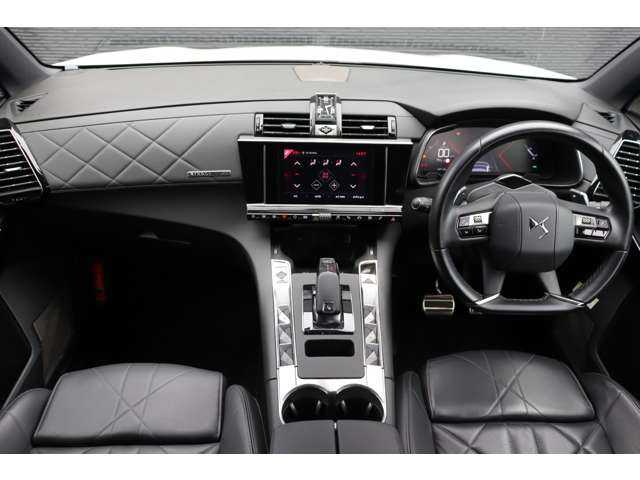 ＤＳオートモビル ＤＳ７ クロスバック グランシック ブルーHDi 大分県 2020(令2)年 6.5万km ブランナクレ アダプティブクルーズコントロール/ブラインドスポットモニター/レーンキープアシスト/サンルーフ/ＦＯＣＡＬＥＬＥＣＴＲＡサウンド/社外ナビ/地デジ/CarPlay/Bluetooth/ワイヤレス充電/全方位/ナッパレザー/シートヒーター/パワーシート/純正20インチAW/ETC/ドライブレコーダー前後