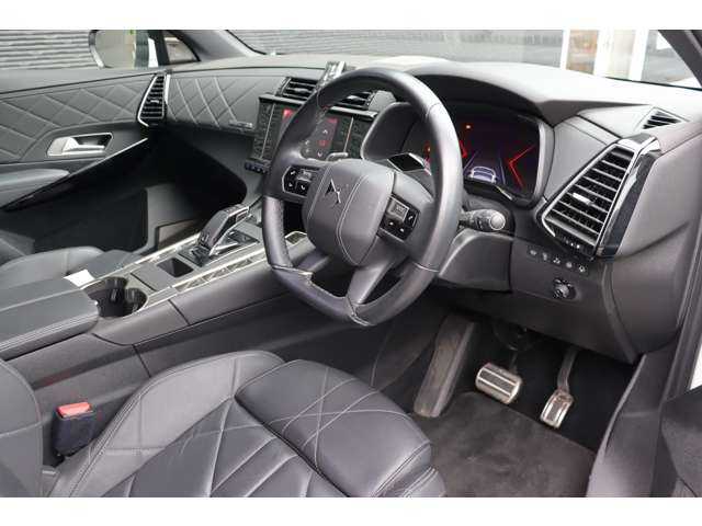 ＤＳオートモビル ＤＳ７ クロスバック グランシック ブルーHDi 大分県 2020(令2)年 6.5万km ブランナクレ アダプティブクルーズコントロール/ブラインドスポットモニター/レーンキープアシスト/サンルーフ/ＦＯＣＡＬＥＬＥＣＴＲＡサウンド/社外ナビ/地デジ/CarPlay/Bluetooth/ワイヤレス充電/全方位/ナッパレザー/シートヒーター/パワーシート/純正20インチAW/ETC/ドライブレコーダー前後