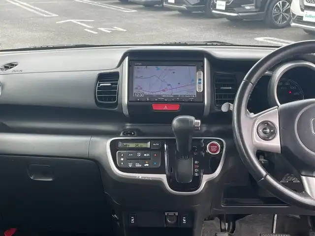 ホンダ Ｎ ＢＯＸ G ターボ SSパッケージ 千葉県 2014(平26)年 8.2万km ヒダマリアイボリーパール ナビＶＸＭ－１４５Ｃ　バックカメラ　両側パワースライドドア　ＣＴＢＡ　クルコン　シートヒーター　パドルシフト　ＥＴＣ　ＨＩＤ　オートライト　１４インチアルミホイール アイドリングストップ スマートキー