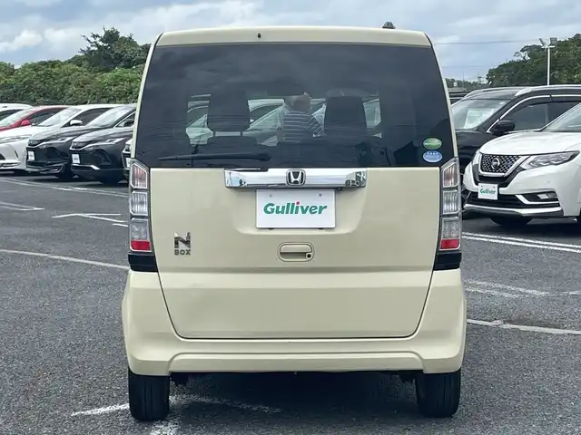 ホンダ Ｎ ＢＯＸ G ターボ SSパッケージ 千葉県 2014(平26)年 8.2万km ヒダマリアイボリーパール ナビＶＸＭ－１４５Ｃ　バックカメラ　両側パワースライドドア　ＣＴＢＡ　クルコン　シートヒーター　パドルシフト　ＥＴＣ　ＨＩＤ　オートライト　１４インチアルミホイール アイドリングストップ スマートキー