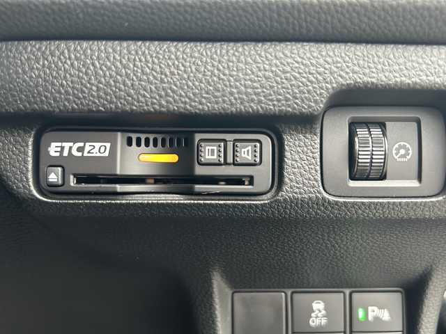 ホンダ シビック EX 山形県 2021(令3)年 5.9万km クリスタルブラックパール 禁煙車/BOSEプレミアムサウンド/ホンダセンシング/クルーズコントロール/レーンキープアシスト/横滑り防止装置/ブラインドスポットモニター/バックカメラ/前後ドライブレコーダー/前後コーナーセンサー/純正ナビ/（Bluetooth/フルセグ/AM/FM/USB)/ステアリングスイッチ/パドルシフト/純正ETC2.0/スマートキー×２/純正フロアマット/オートLEDヘッドライト/フォグランプ/電動格納ミラー/ドアバイザー/取扱説明書/記録簿/保証書/社外スタッドレスタイヤ（215/55/R16)5mm