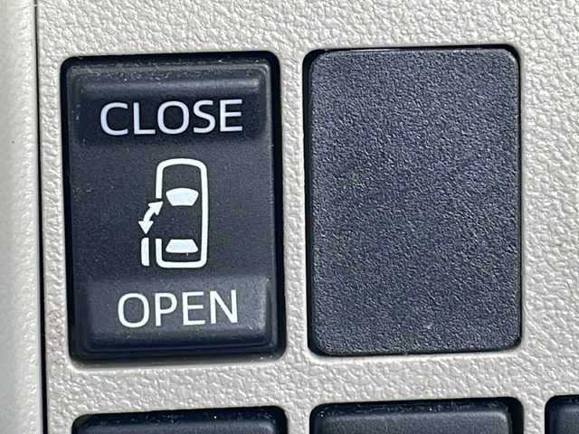 ダイハツ タント X スマートセレクション SA 山口県 2014(平26)年 4.3万km ブライトシルバーメタリック 社外オーディオ/・ラジオ/DVD/AUX/AV/衝突防止システム/横滑り防止/エコモード/片側自動スライドドア/ヘッドライドレベライザー/ETC/バックモニター