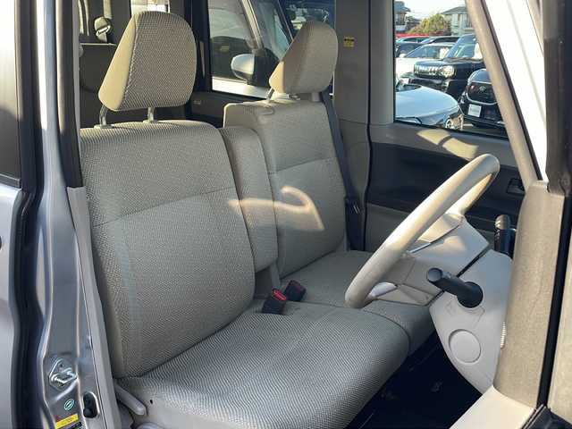 ダイハツ タント X スマートセレクション SA 山口県 2014(平26)年 4.3万km ブライトシルバーメタリック 社外オーディオ/・ラジオ/DVD/AUX/AV/衝突防止システム/横滑り防止/エコモード/片側自動スライドドア/ヘッドライドレベライザー/ETC/バックモニター