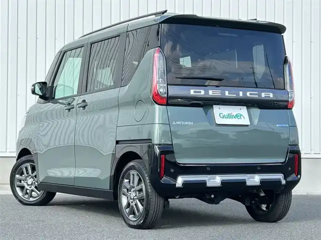 三菱 デリカミニ T プレミアム 群馬県 2023(令5)年 0.1千km 緑Ⅱ 4WD/ターボ車/社外SDナビ/（フルセグ/BluetoothAudio/HDMI）/e-アシスト/・衝突軽減ブレーキシステム/・踏み間違い衝突防止アシスト/・車線逸脱警報システム/・車線逸脱防止支援機能/・オートマチックハイビーム/・ふらつき警報/・前方衝突予測警報/・標識検知システム/・先行車発進通知/マイパイロット/デジタルインナーミラー/マルチアラウンドビューモニター/ハンズフリー両側パワースライドドア/LEDヘッドランプ/電動パーキングブレーキ/ブレーキオートホールド/ステアリングヒーター/プラズマクラスター付リアサーキュレーター/ロールサンシェード/保証書/取扱説明書