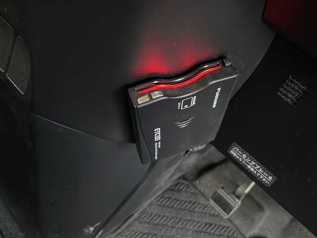 トヨタ ルーミー X 沖縄県 2016(平28)年 9.5万km ファインブルーマイカメタリック 純正ナビ/スマートキー/ＥＴＣ/片側パワースライド/電格ミラー/バイザー/リアロールサンシェード/横滑り防止装置/オートライト/Ｂｌｕｅｔｏｏｔｈ　/ＣＤ/ワンセグテレビ/アイドリングストップ/プッシュスタート/片側パワースライドドア