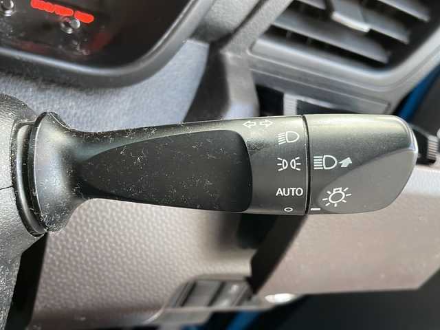 トヨタ ルーミー X 沖縄県 2016(平28)年 9.5万km ファインブルーマイカメタリック 純正ナビ/スマートキー/ＥＴＣ/片側パワースライド/電格ミラー/バイザー/リアロールサンシェード/横滑り防止装置/オートライト/Ｂｌｕｅｔｏｏｔｈ　/ＣＤ/ワンセグテレビ/アイドリングストップ/プッシュスタート/片側パワースライドドア