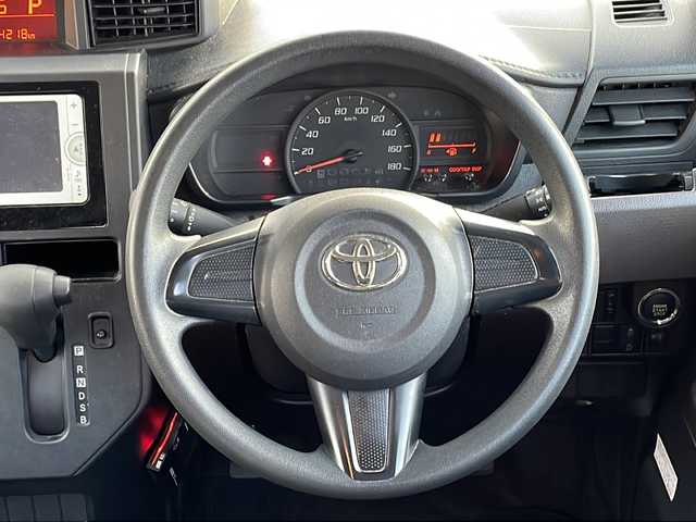 トヨタ ルーミー X 沖縄県 2016(平28)年 9.5万km ファインブルーマイカメタリック 純正ナビ/スマートキー/ＥＴＣ/片側パワースライド/電格ミラー/バイザー/リアロールサンシェード/横滑り防止装置/オートライト/Ｂｌｕｅｔｏｏｔｈ　/ＣＤ/ワンセグテレビ/アイドリングストップ/プッシュスタート/片側パワースライドドア