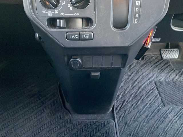 トヨタ ルーミー X 沖縄県 2016(平28)年 9.5万km ファインブルーマイカメタリック 純正ナビ/スマートキー/ＥＴＣ/片側パワースライド/電格ミラー/バイザー/リアロールサンシェード/横滑り防止装置/オートライト/Ｂｌｕｅｔｏｏｔｈ　/ＣＤ/ワンセグテレビ/アイドリングストップ/プッシュスタート/片側パワースライドドア