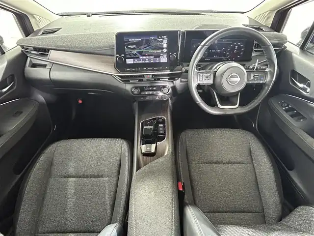 日産 オーラ G 佐賀県 2021(令3)年 6.5万km ガーネットレッド/スーパーブラック 2トーン 純正9インチナビ/フルセグTV/Bluetooth/androidauto/Applecarplay/全方位カメラ/BOSEプレミアムサウンド/BOSEスピーカー内蔵ヘッドレスト/デジタルインナールームミラー/衝突被害軽減システム/プロパイロット/レーダークルーズコントロール/レーンアシスト/ブラインドスポットモニター/ロードサインアシスト/クリアランスソナー/オートライト/オートマチックハイビーム/LEDヘッドライト/LEDフォグライト/電子パーキング/オートブレーキホールド/前方ドライブレコーダー/ハーフレザーシート/ISOFIX対応シート/置くだけ充電/純正フロアマット/純正17インチアルミホイール/スマートキー/プッシュスタート