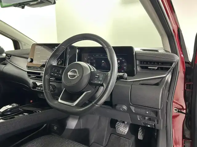 日産 オーラ G 佐賀県 2021(令3)年 6.5万km ガーネットレッド/スーパーブラック 2トーン 純正9インチナビ/フルセグTV/Bluetooth/androidauto/Applecarplay/全方位カメラ/BOSEプレミアムサウンド/BOSEスピーカー内蔵ヘッドレスト/デジタルインナールームミラー/衝突被害軽減システム/プロパイロット/レーダークルーズコントロール/レーンアシスト/ブラインドスポットモニター/ロードサインアシスト/クリアランスソナー/オートライト/オートマチックハイビーム/LEDヘッドライト/LEDフォグライト/電子パーキング/オートブレーキホールド/前方ドライブレコーダー/ハーフレザーシート/ISOFIX対応シート/置くだけ充電/純正フロアマット/純正17インチアルミホイール/スマートキー/プッシュスタート